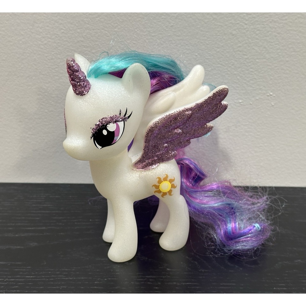 Hasbro My Little Pony Princess Celestia figure.‎ G4 Glitter Wings 6in Sun